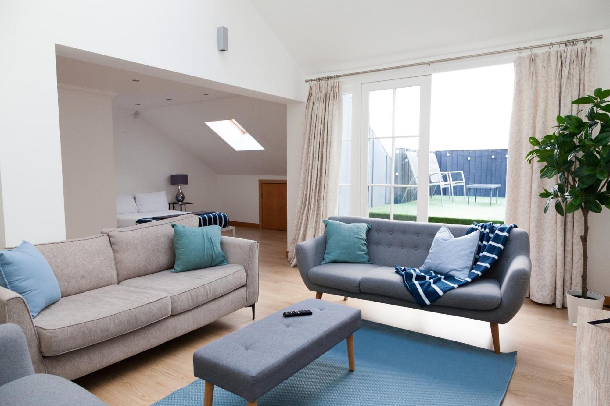 Weekly & Monthly Stays In Penthouse For Contractors Or Leisure Single Or Superking Beds Available Birkenhead Bagian luar foto