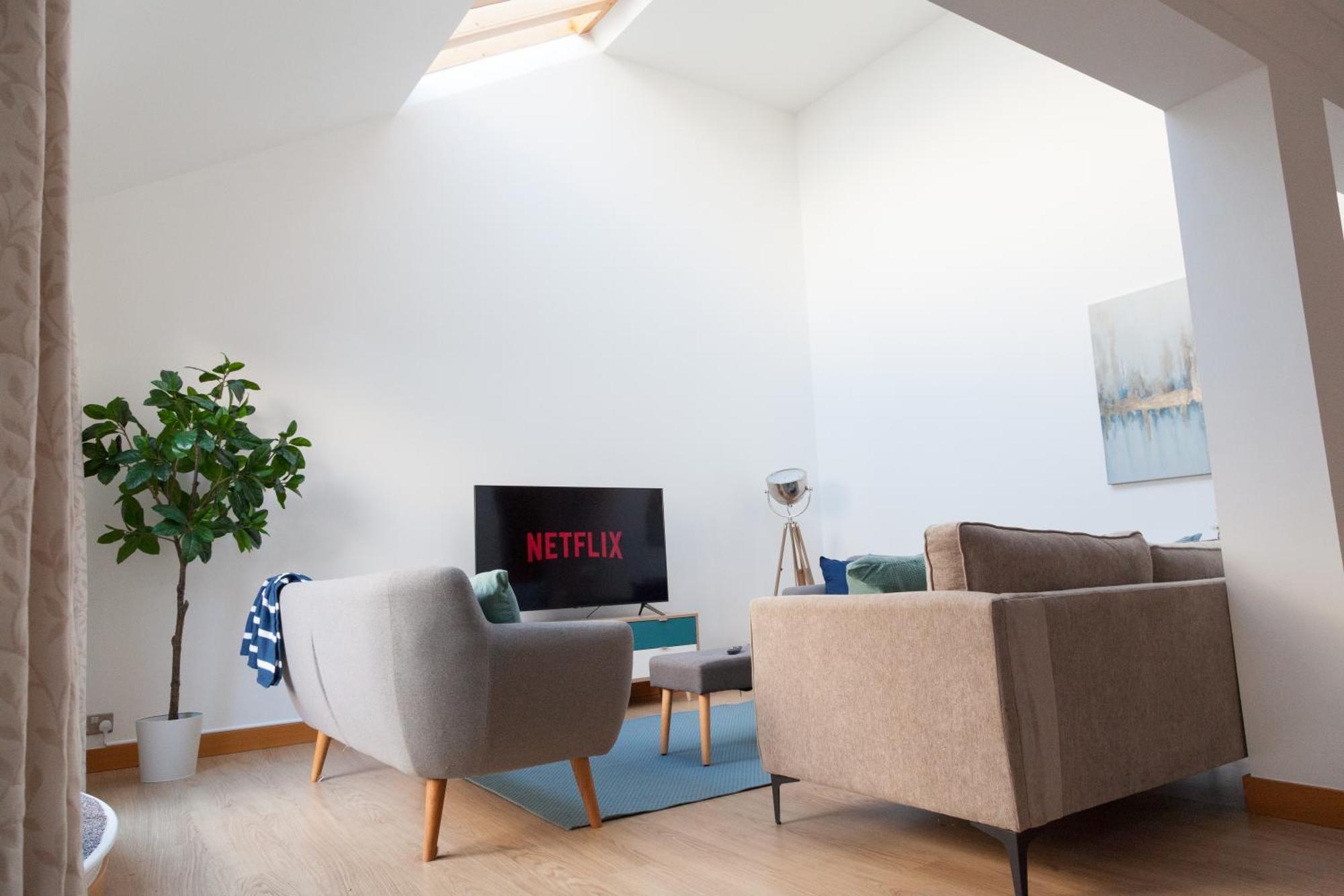Weekly & Monthly Stays In Penthouse For Contractors Or Leisure Single Or Superking Beds Available Birkenhead Bagian luar foto